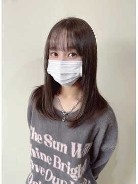 韓国レイヤーカット×グレージュカラー