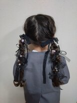 ワイエス(YS)&nbsp;ツインテール編みおろし × ブラックリボン