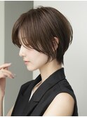 表参道白髪ぼかしハイライトミディアムボブアッシュグレー50代