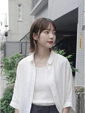 キビト(kibito) 新宿若松河田曙橋外ハネボブインナーカラーミルクティー30代40代
