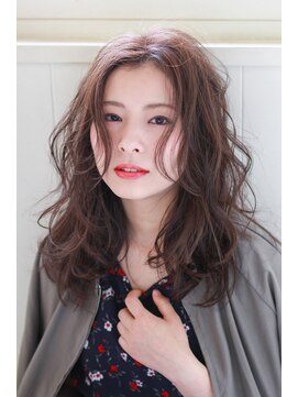 イロドリ ヘアーデザイン(IRODORI hair design) IRODORI  センターパート×大人セミロング 【西尾一寛】