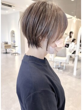 ヴィサージュタイム(VISAGE thyme) 丸みショートボブ/ショートボブ/ショート/ハイライト/ベージュ