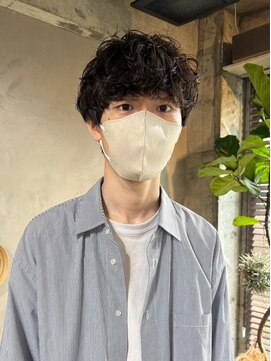 キュー(Cue_) 無造作メンズマッシュ×王道メンズパーマ