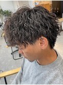 波巻きスパイラルパーマウルフカットツイストパーマメンズパーマ