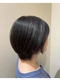 ショートボブ