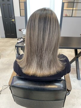 ロイ(ROI) バレイヤージュ