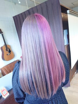 アットゼー(@z) シルバーベージュとピンクのハーフ＆ハーフ