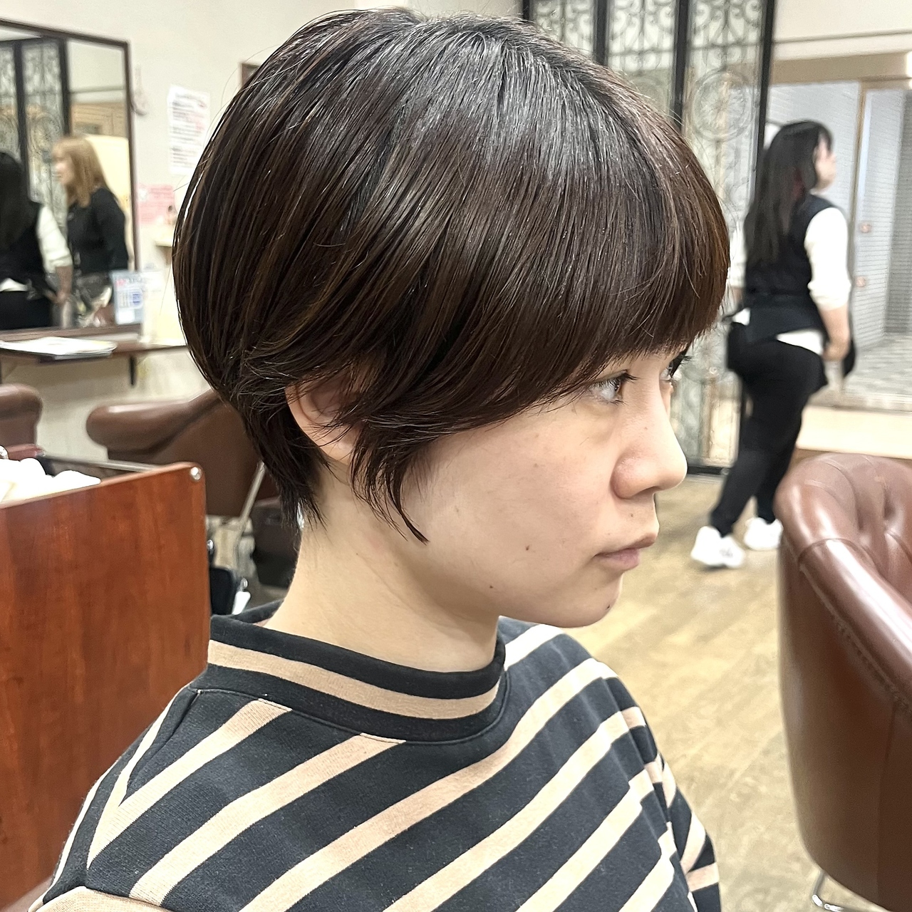 ハピネス クローバー 八木店(Happiness CLOVER) マッシュショート 白髪ぼかし 30代40代 アッシュグレー 八木