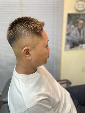 バーバーサトウ(BARBER SATO) フェザーアップ