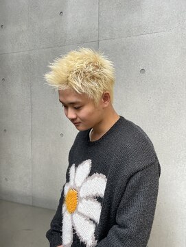 ヴァーディ オモテサンドウ(Vardy omotesando) blonde/抜きっぱなし 金髪