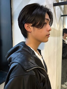 メイカ(MEIKA) 緩め毛流れフェザーカット