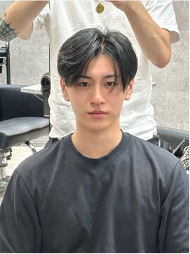 ラナ 新宿(lana) センターパートダウンパーマカルマパーマ毛流れセンターパート