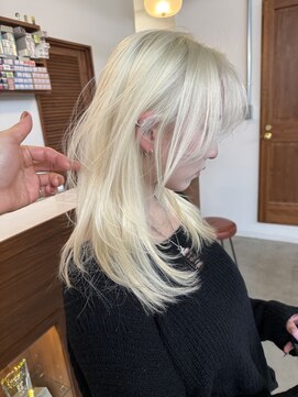 ペレ 梅田(PELE) イメチェン/ピンクベージュ/アンブレラカラー/前髪/梅田