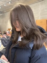 ウェウェ(wewe)&nbsp;ブリーチなしダブルカラー透明感ヘーゼルベージュ×レイヤー