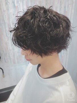 シン(syn) スパイラルパーマ/ツイストスパイラルパーマ/波巻きパーマ