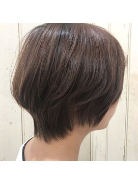 ラナシエン (RanaCien) 大人かわいいマッシュショート　ハンサムショート　ミニボブ