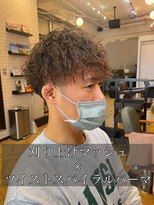 ラグシス ザ ヴィンテージ(LUXIS THE VINTAGE)&nbsp;【ツイストスパイラルパーマ】刈り上げマッシュ