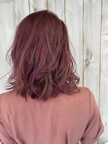 アリーズ シブヤ(ALLYS shibuya)&nbsp;カシスピンク レイヤースタイル