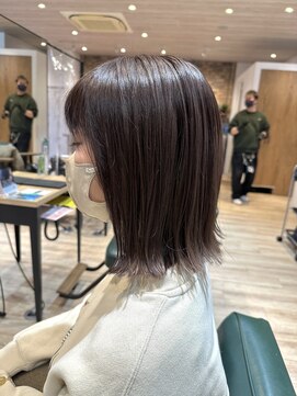 サラ(sarah) 切りっぱなしボブ