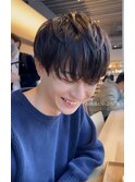 髪型　メンズ　ショート　爽やか　刈り上げ　マッシュ