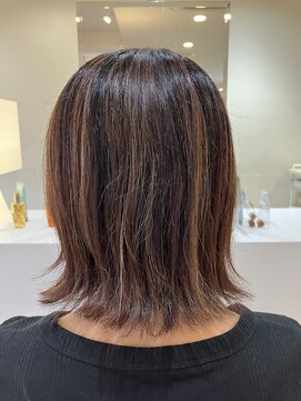 サンロード ヴィフ SUNROAD vif 肩上の外はね