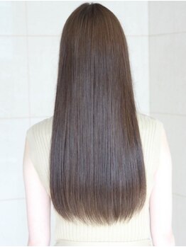 リアン(Reen)の写真/【髪の乾燥/ダメージ/広がりを補修し潤いある髪に】髪の修復力抜群のうる艶トリートメントがオススメ！