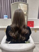 カラークチュール(Color Couture)&nbsp;デザインカラー/レイヤーカット/オリーブベージュ/ウエットヘア