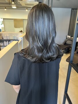 ライリー(riley) コントラストハイライトカラー