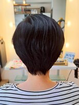スタイリー(STYLEE) スッキリショートで後ろ姿美人♪