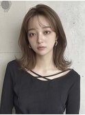 外はねロブ レイヤーカット 韓国ヘア 小顔ヘア グレージュカラー