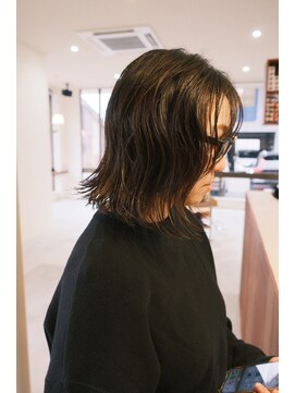 トーン(tone) ニュアンスパーマミディアムボブ