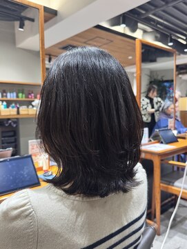 スパイスアヴェダ サロンアンドスパ 玉川高島屋SC店(SPICE AVEDA salon&spa) くびれカット