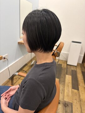 リノアプラス(Linoa+) 襟足すっきり丸みショートボブ