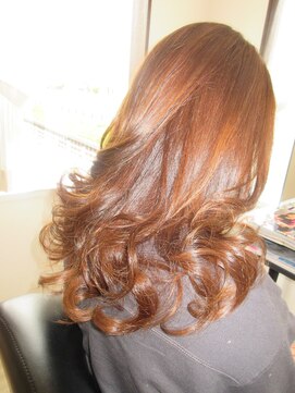 コア フィール ア デイ(COIFFURE A DAY) 【見附今町M3D】安定のミセスロング