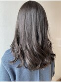 暗髪×グレージュカラー