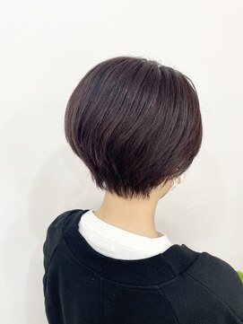 ルヴェルヘアー(Revel hair) バイオレットカラー×丸みショート