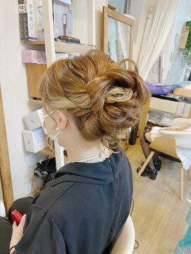 ロカット サロン(Roquat Salon) ロングアップスタイル【ヘアセット/立川/エクステ/袴/成人式】