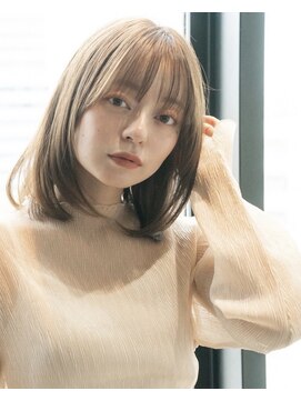 ドットハリス(.Hallis) 大人可愛い小顔レイヤーカット/イルミナカラー/前髪あり