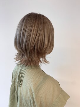 ファースト 長町店(first) ホワイトベージュ×くびれウルフ