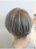 ホワイトカラー ウルフ 20代30代40代