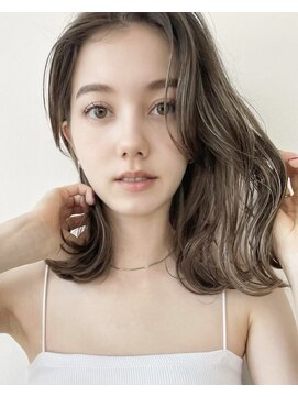 ノットバイベル 大宮(knot by belle) 透明感抜群!ハイライトでつくるオリーブベージュ/ミディアムヘア