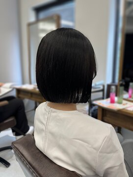 ハピネス 梅田茶屋町店(HAPPINESS) 韓国ヘア 韓国ボブ タッセルボブ 暗髪 髪質改善 ぱっつとボブ