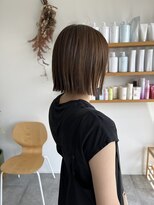 イロ(iro.)&nbsp;切りっぱなしボブ