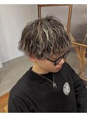 クリームパーマ&ツイストスパイラル&ホワイトハイライト