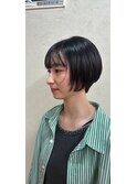 ショートボブ