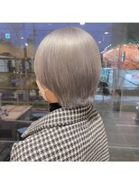 アヴァンス ジェイアール和歌山店(AVANCE.)&nbsp;ハイトーン×シルバーカラー