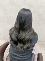 ロンド レア 天神大名店(Lond Le’a)&nbsp;ホワイトブロンド/外ハネボブ/美髪/ワイドバング/ブルーブラック