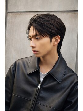 ローハ(Lowha) ナチュラルフェザーショート