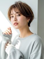 エレナ 那覇 新都心(Helena)&nbsp;ヘーゼル/ハニーブラウン/大人ショートヘア
