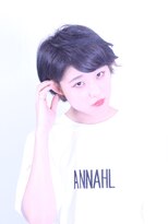 ルーミールーム(RoomieRoom)&nbsp;大人可愛いインナーカラーショートスタイル20代30代